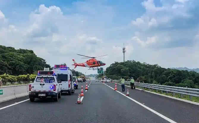贡嘎高速公路汽车救援案例